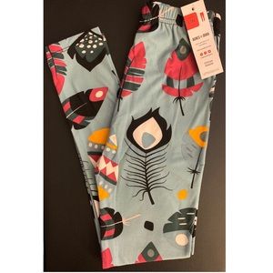 NWT - Super soft - Kids Leggings - Agnes & Dora